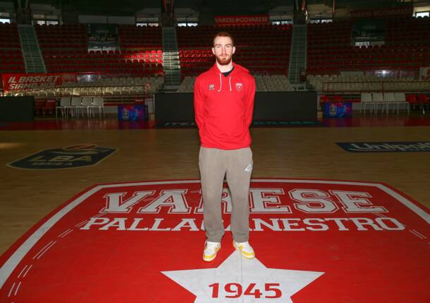 presentazione nico mannion basket openjobmetis varese