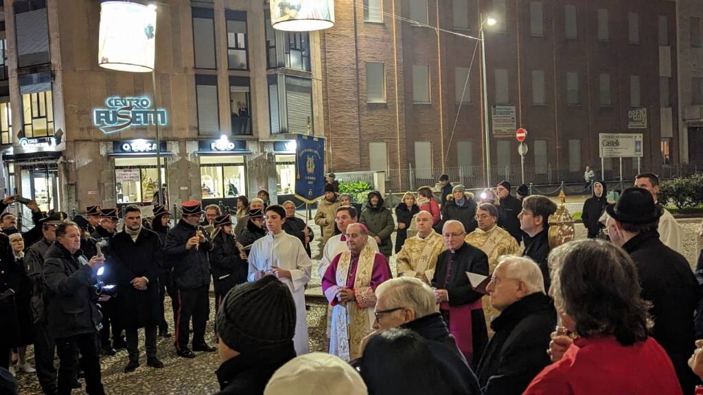 Saronno celebra la solenne chiusura della Porta Santa