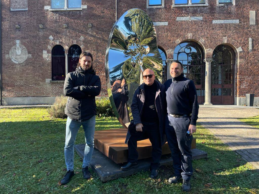 Sculture di Helidon Xhixha Legnano