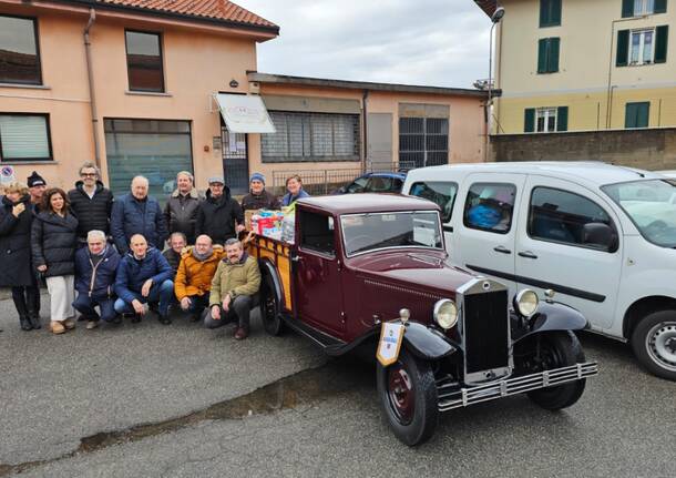 Auto e Moto storiche per una befana solidale a Varese