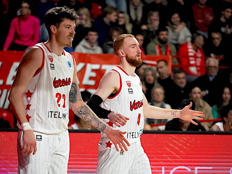 Itelyum Varese - CSM Oradea 100-81