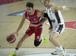Openjobmetis Varese - V. Segafredo Bologna 69-81