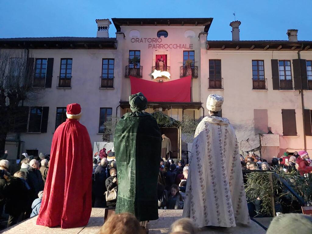 Il presepe vivente a Bizzozero