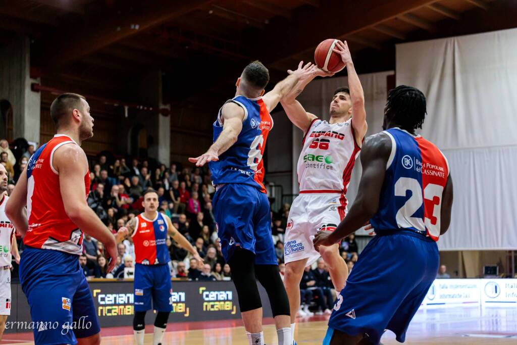 Legnano Basket, la vittoria casalinga contro Cassino. By Ermanno Gallo