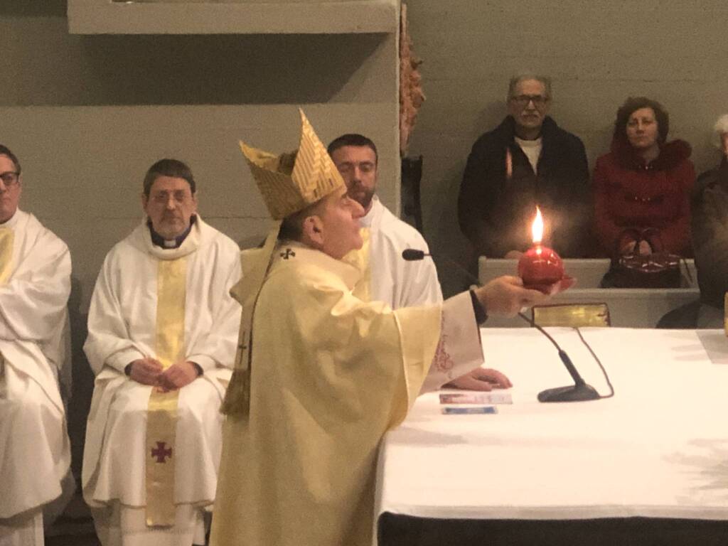 Mons. Delpini in visita pastorale nell'Oltrestazione a Legnano