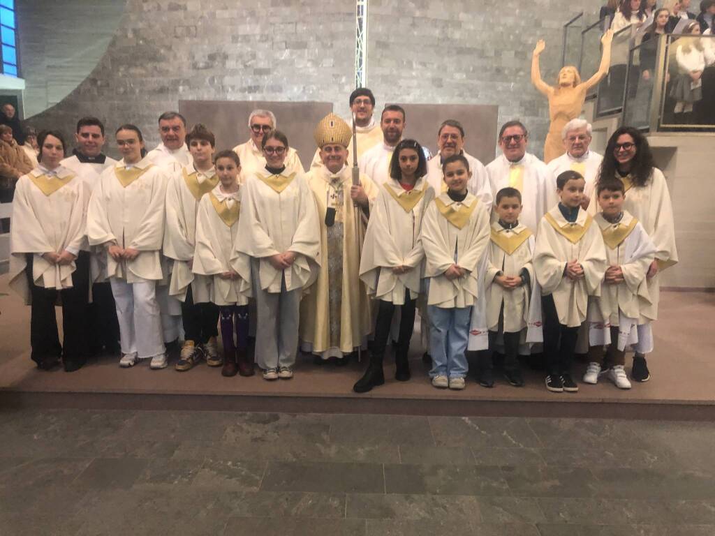 Mons. Delpini in visita pastorale nell'Oltrestazione a Legnano