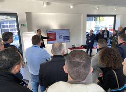 Novauto - Visita delegazione Toyota a Varese