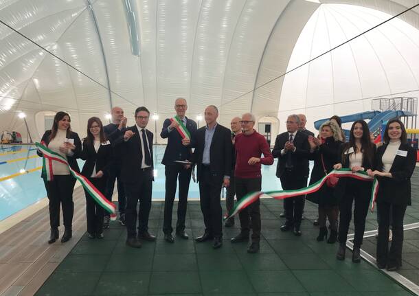 Più sport per tutti, inaugurata la nuova vasca esterna della piscina di Saronno