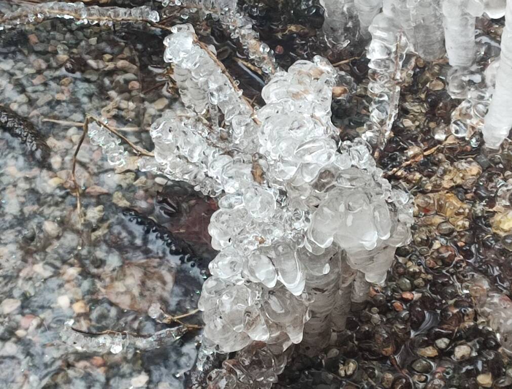 Valganna - Il ghiaccio alle grotte - foto di Marzia Malesani