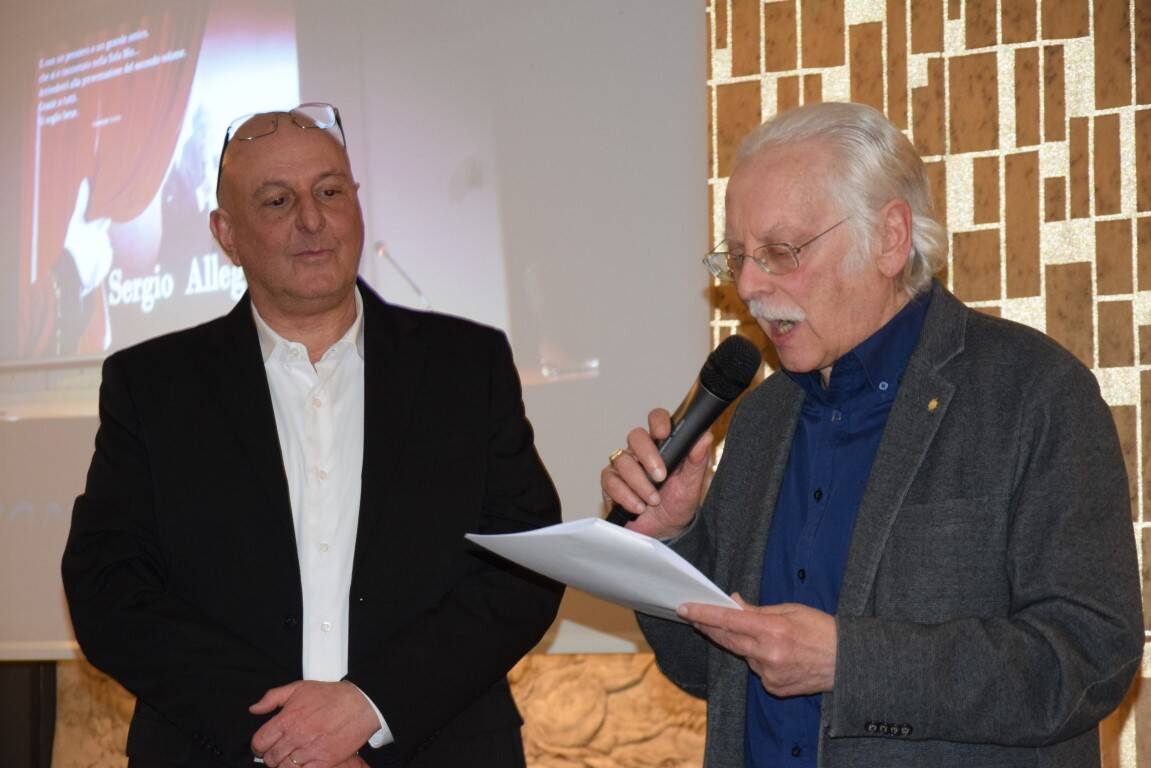 Cala il sipario a Legnano su “L’incantesimo della nostalgia”,  a cura di Pasquale Antonio