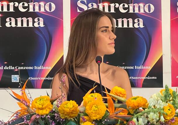 Clara Soccini in sala stampa a Sanremo 2024