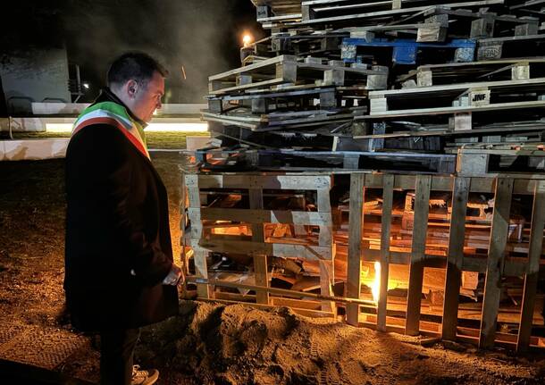 Inaugurata la nuova piazza di Vinago