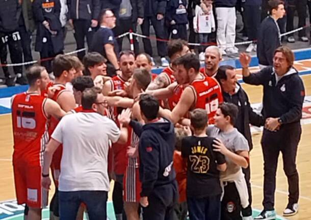 Legnano Basket sfida Desio - Foto di Bernasconi