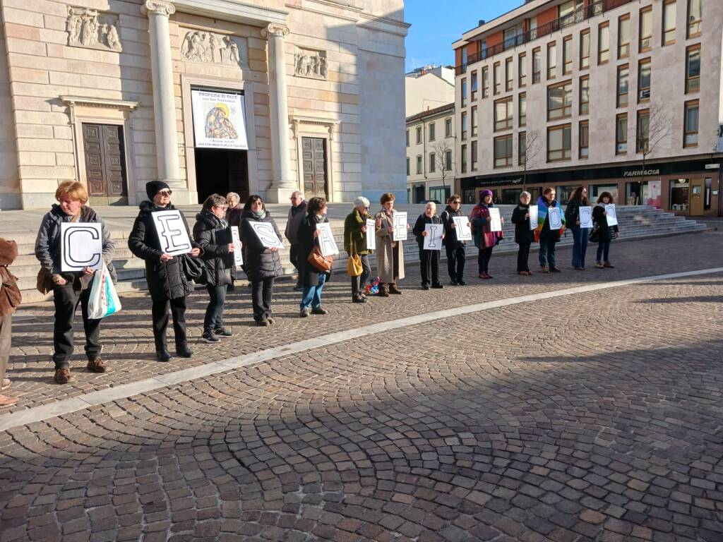 Manifestazione cessate il fuoco Gallarate
