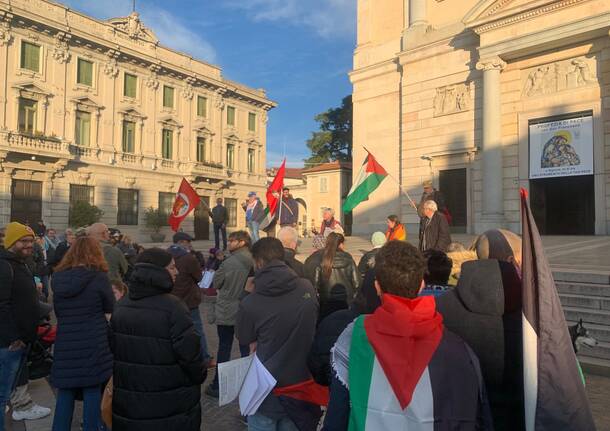 Manifestazione cessate il fuoco Gallarate