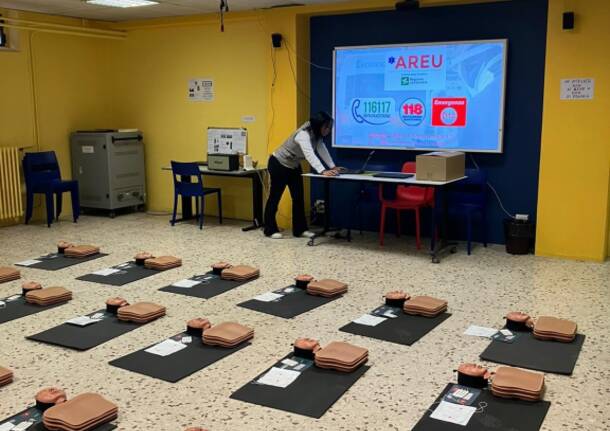 Migliaia di persone formate e defibrillatori pubblici diffusi, compie 10 anni Cislago Cuore