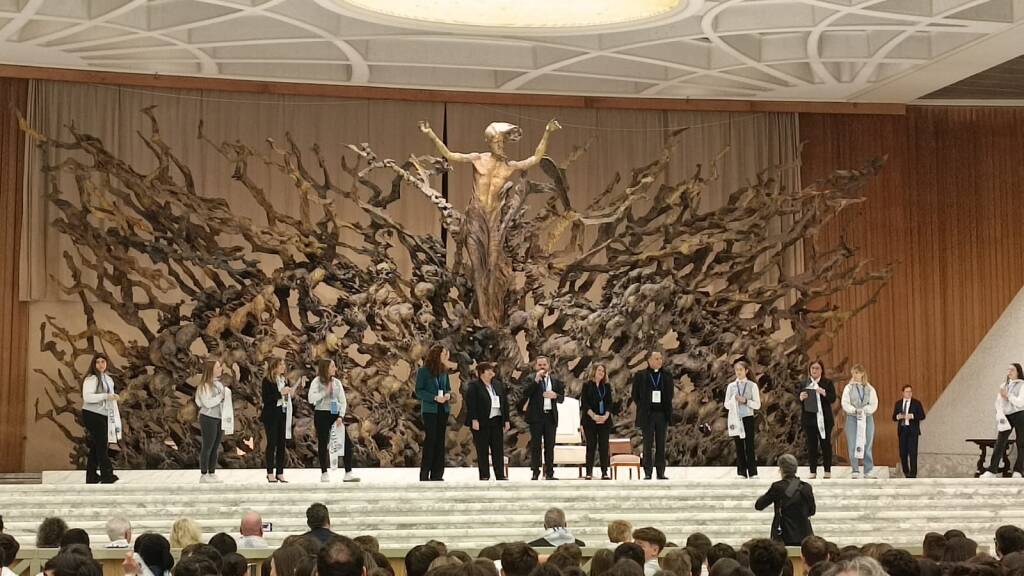 Papa Francesco riceve il Collegio Rotondi di Gorla Minore
