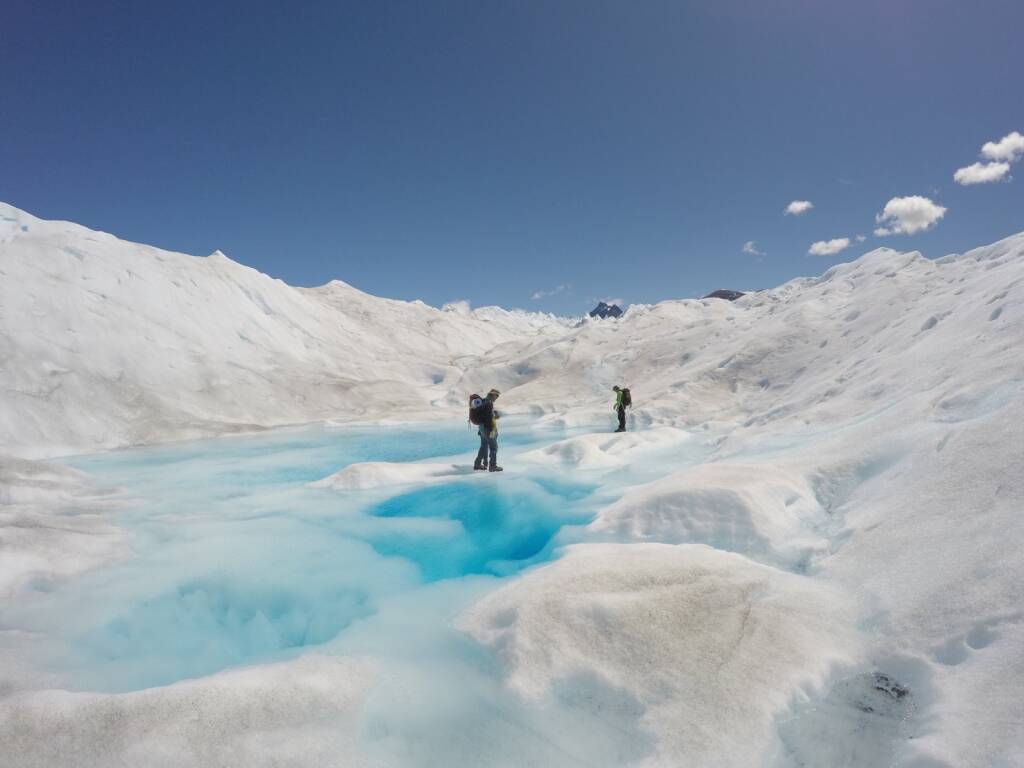 Volare lontano: tra le vette e i ghiacci 