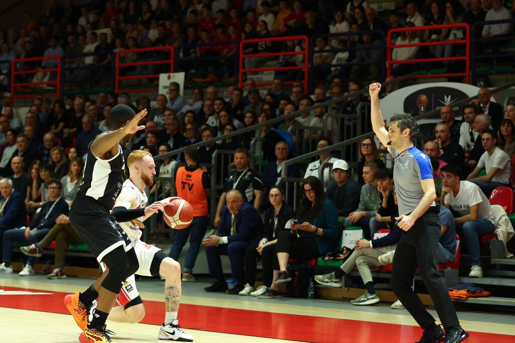 Bertram Tortona - Pallacanestro Varese