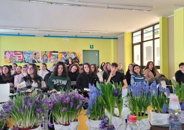 Bisuschio - Orientamento scolastico all'Isis Valceresio con il Rotary