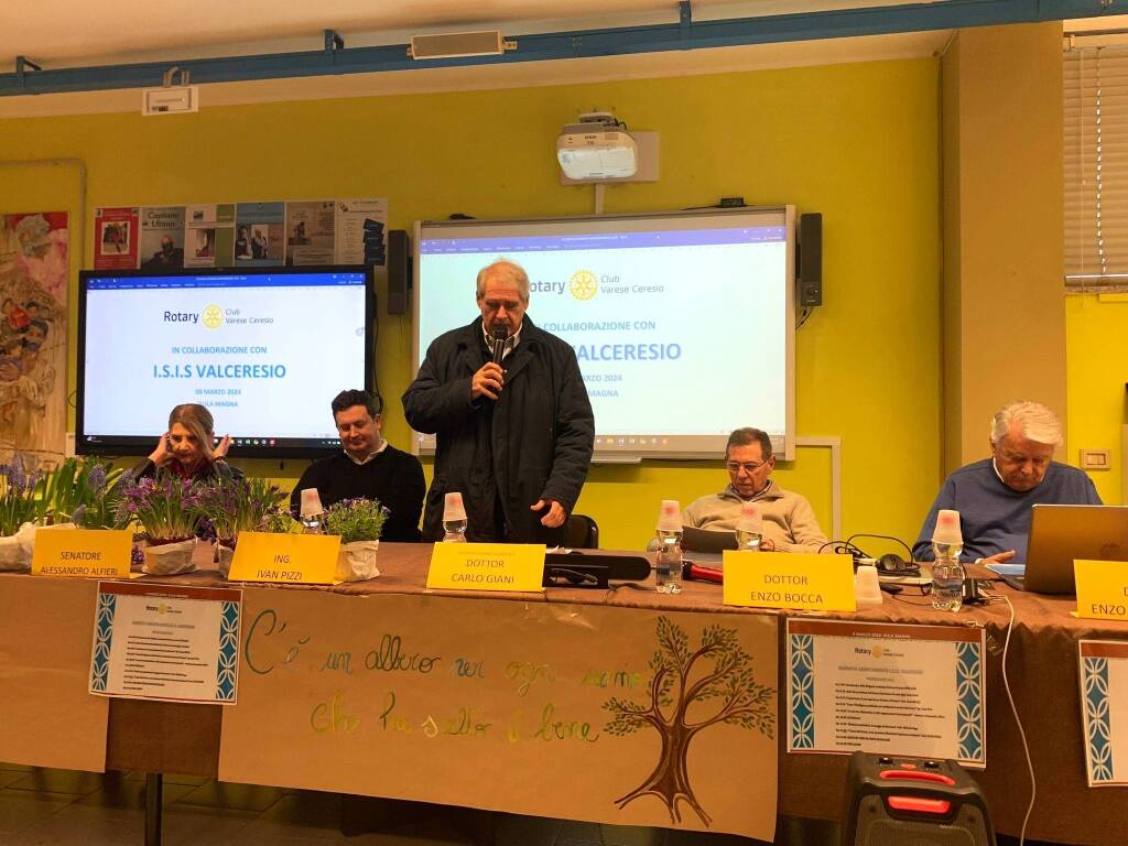 Bisuschio - Orientamento scolastico all'Isis Valceresio con il Rotary