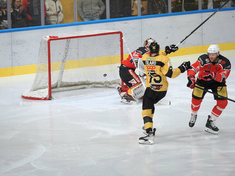 Gara5 dei quarti IHL: Mastini - Feltre 5-1