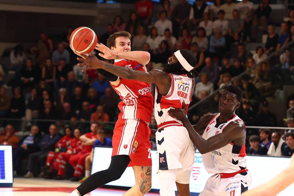 Unahotels Reggio Emilia - Openjobmetis Varese