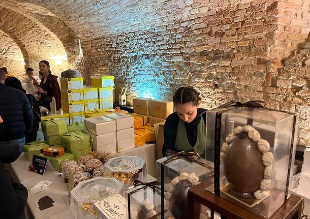 Omaggio alla Colomba a Villa Bossi a Bodio Lomnago