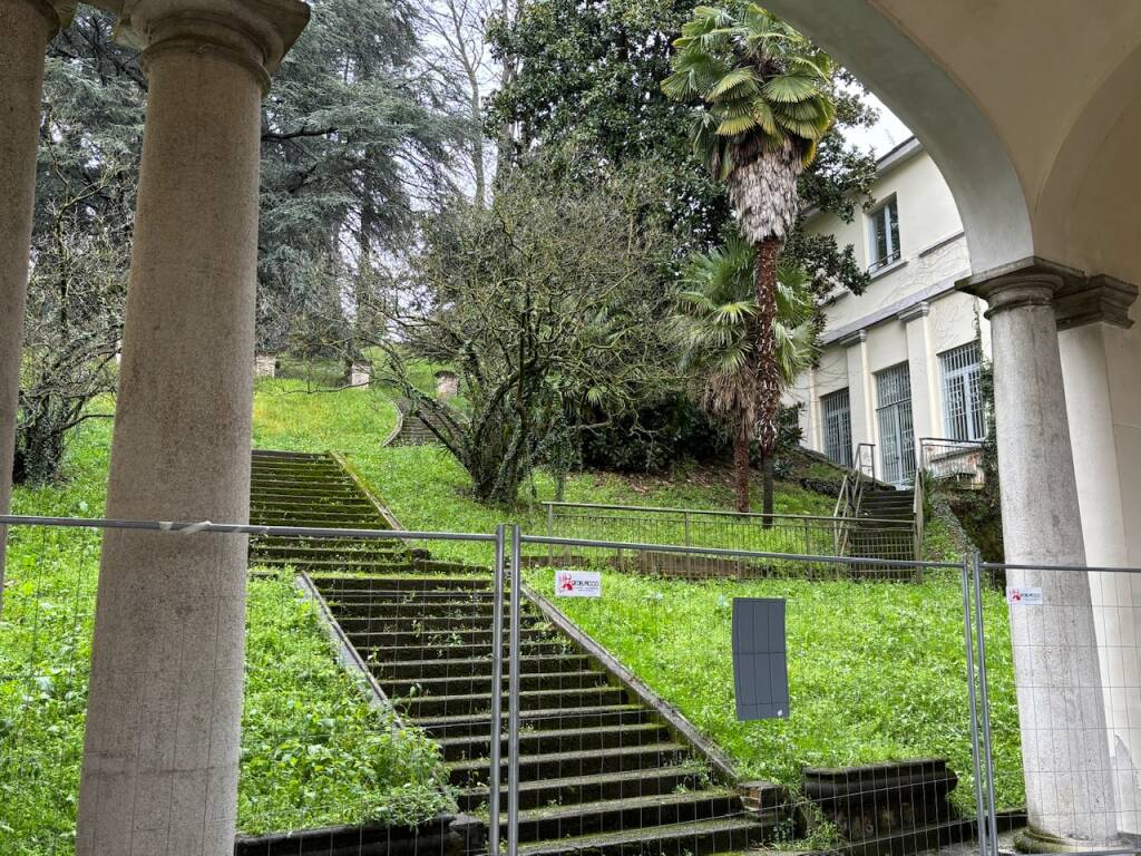 Dentro villa Baragiola a Varese