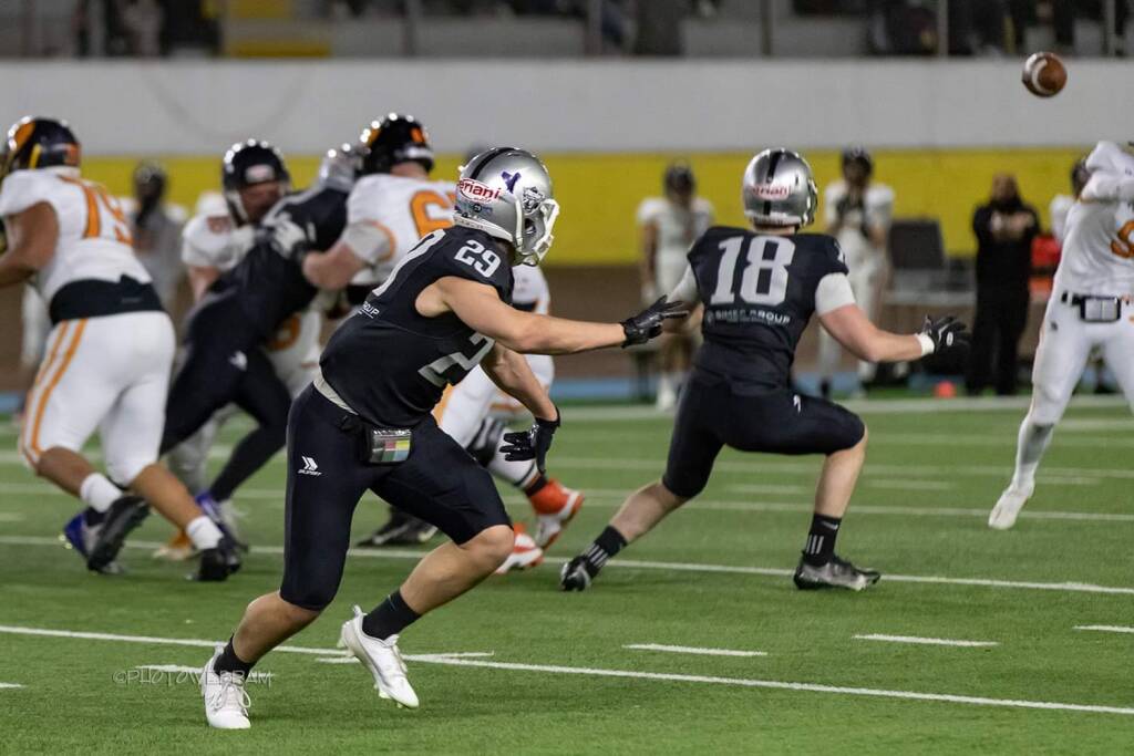 Frogs Legnano vince il derby contro i Rhinos