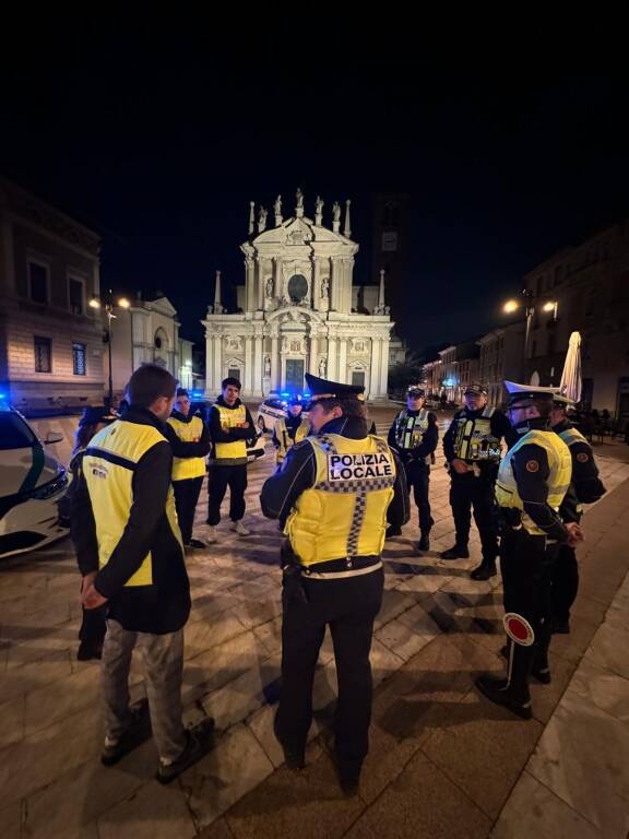 Giovani ”sul campo” accanto alla polizia locale di Busto Arsizio 