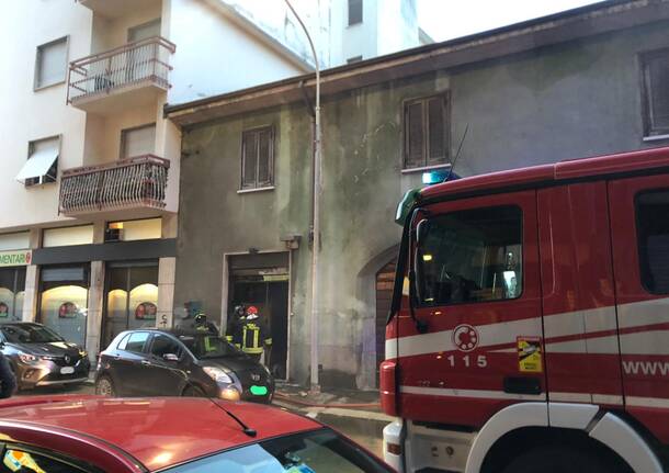 incendio via cavour legnano