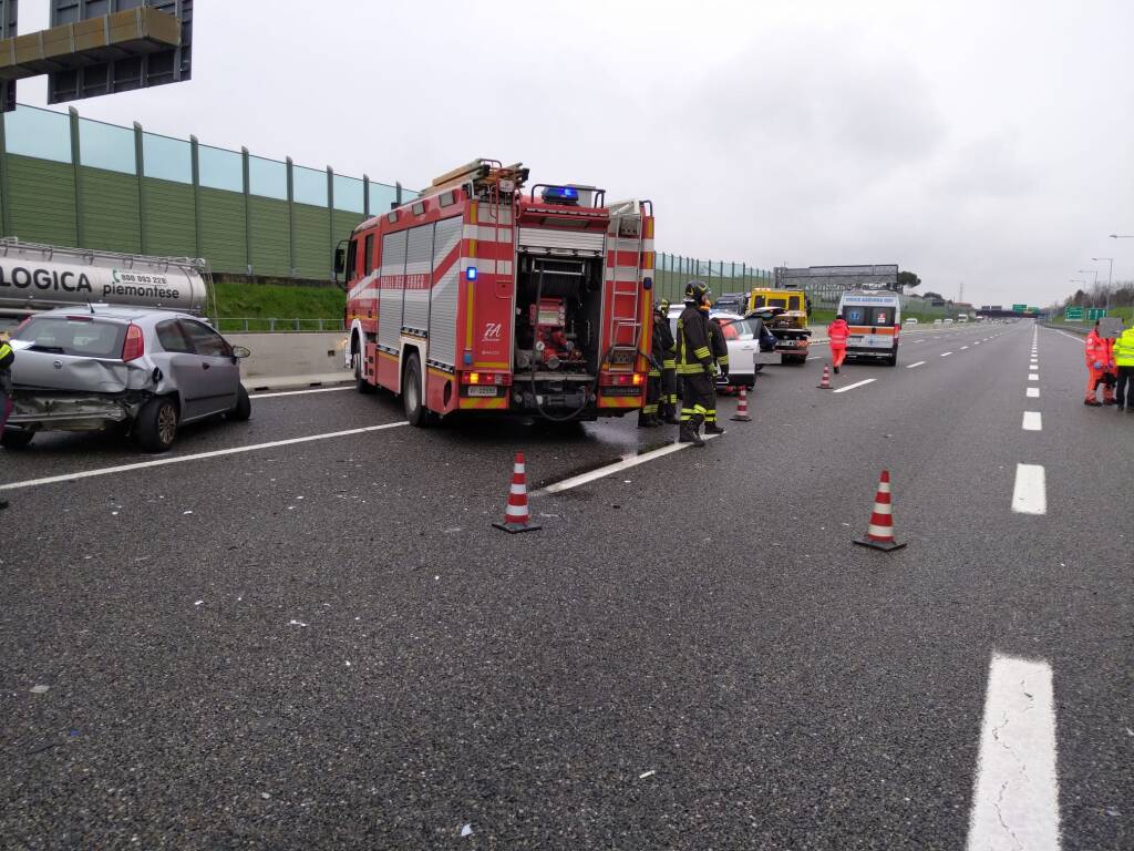 Incidente sull'A9 tra Uboldo e Origgio