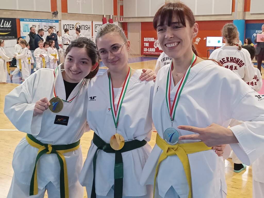 L'Olimpic Taekwondo VAlerio Spinosa vince i campionati nazionali Edas/Unitam 2024