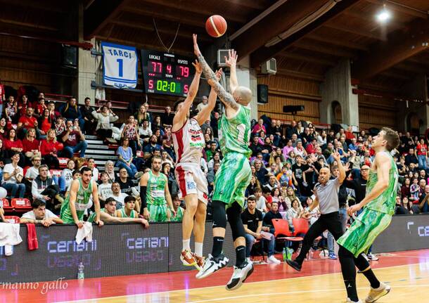 La sfida tra Legnano e Avellino nelle foto di Ermanno Gallo