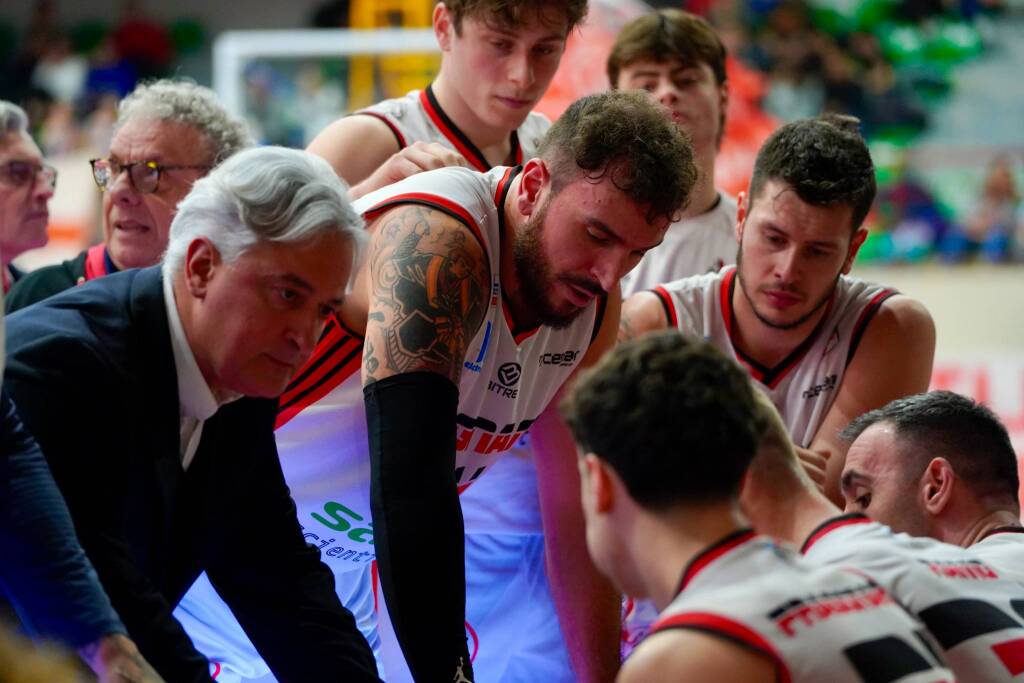 La sfida tra Legnano e Sant’Antimo nelle foto di Daniele Zaffaroni