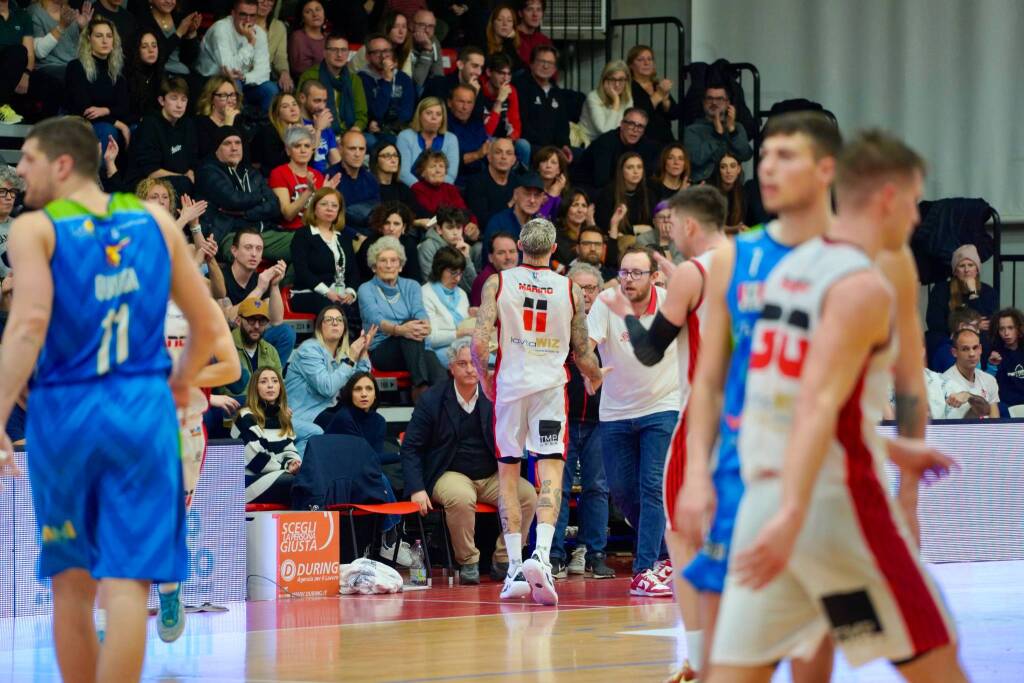 La sfida tra Legnano e Sant’Antimo nelle foto di Daniele Zaffaroni