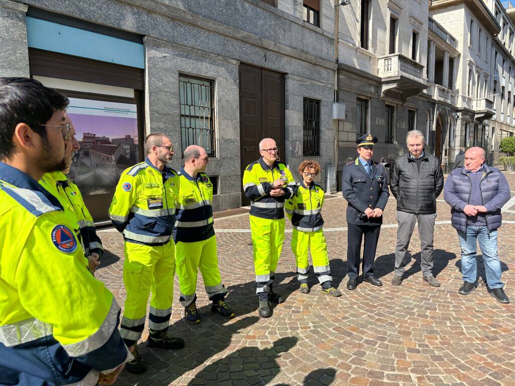 Nuovi mezzi Protezione Civile Gallarate 