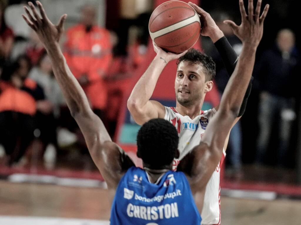 Openjobmetis Varese - Germani Brescia 92-95