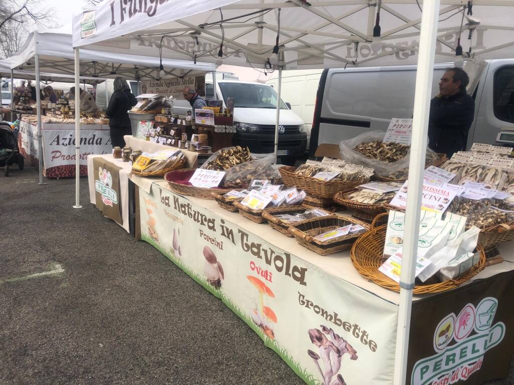 TuttoNatura in piazza mercato  a Legnano