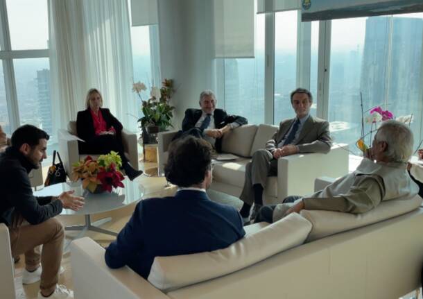 Yunus incontra Attilio Fontana in Regione Lombardia