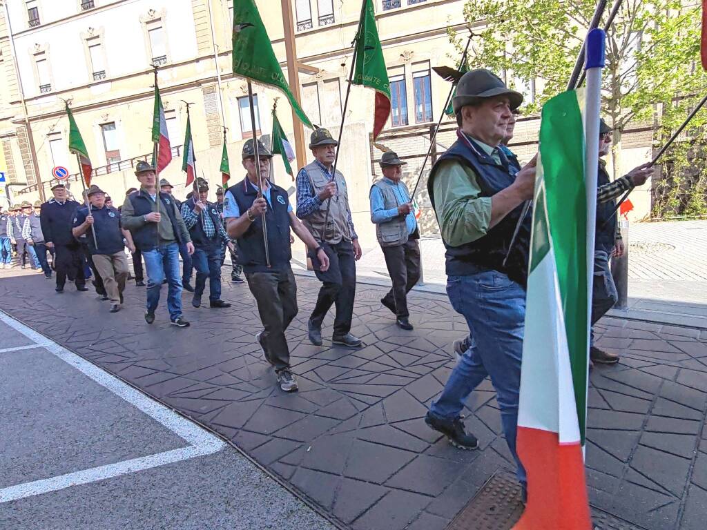 A Gorla Minore il 90esimo del Gruppo Alpini 