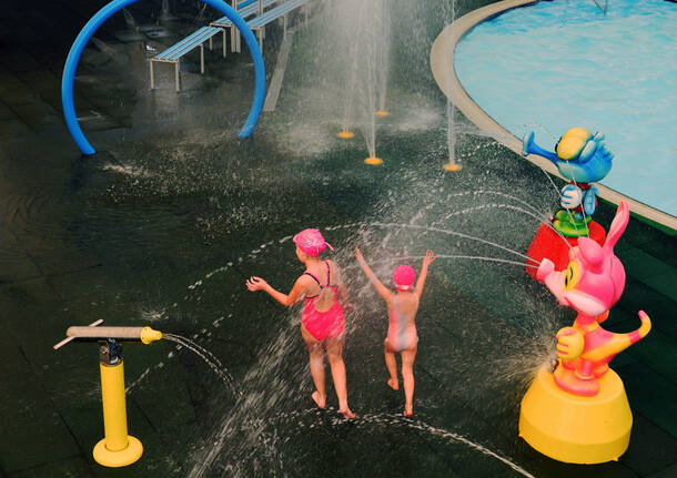 Acqua, colori e allegria: lo Spray Park di Saronno apre domenica 21 aprile