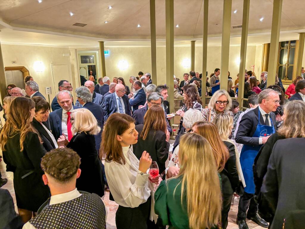 Ascoli politici cuochi varese