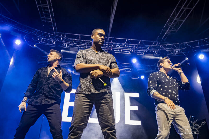 Blue e Zero Assoluto in concerto al Fabrique di Milano 