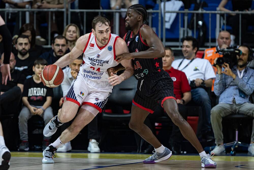 Bahcesheir College - Itelyum Varese 81-73