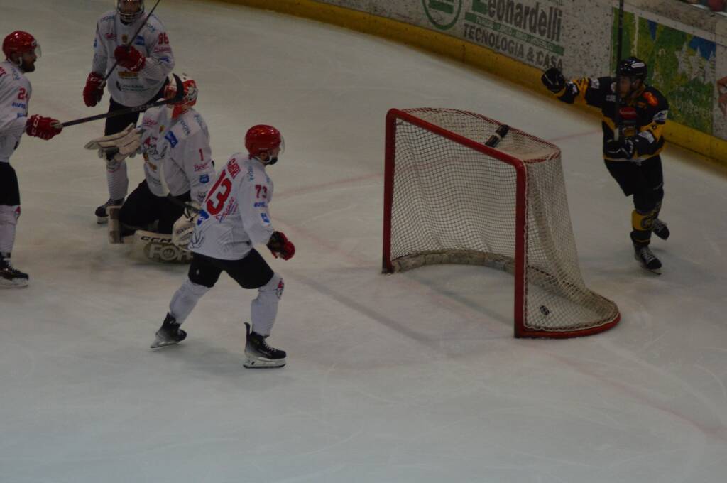 Gara4: Pergine - Mastini 4-3