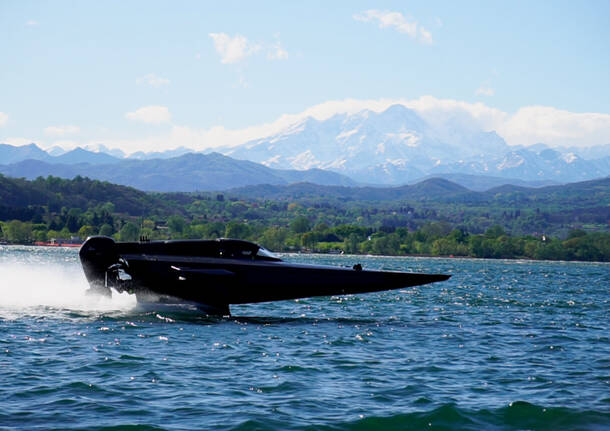 I bolidi delle E1 Series sulle acque del Lago Maggiore