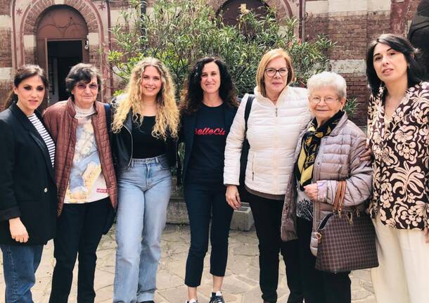 Donne a confronto in sala ratti