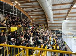Festa giallonera in tribuna, Mastini - Pergine 3-1